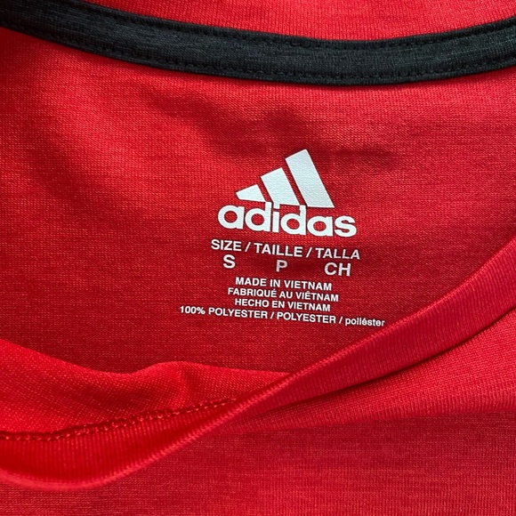 Adidas Youth Boy Red Dry Fit T-Shirt Size: Small (10-12) - Picture 3 of 5